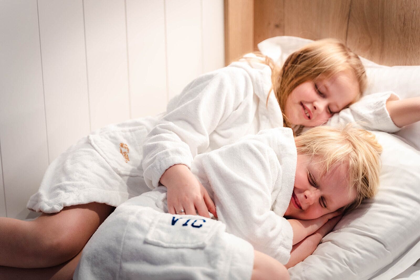 desk, laptop workspace, iron/ironing board, free wifi