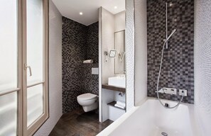 Premium bedding, in-room safe, desk, soundproofing - Best Western Nouvel Orléans Montparnasse (Paris)