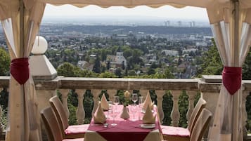 Frühstück, Mittagessen und Abendessen