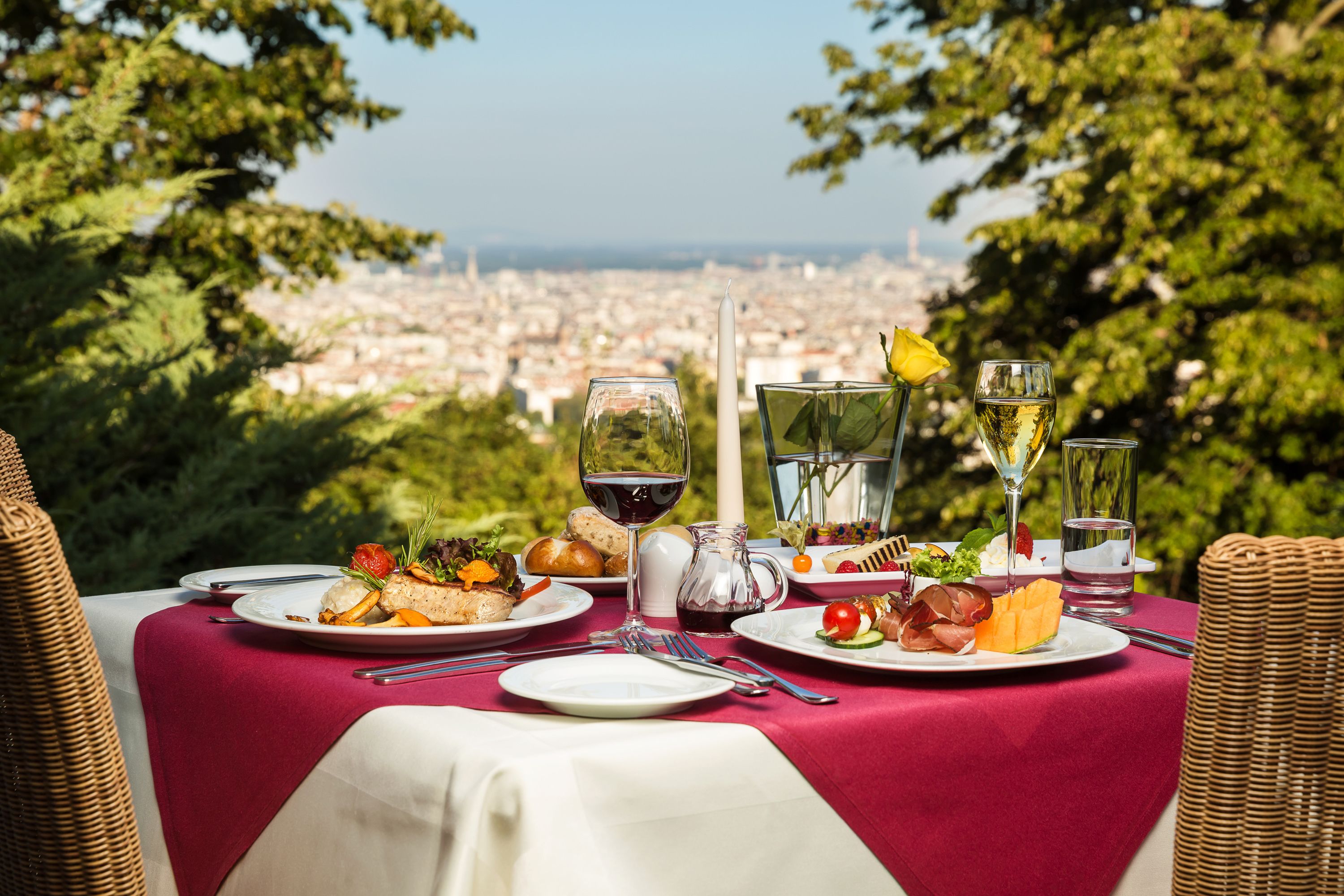 breakfast, lunch and dinner served