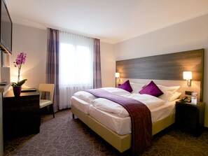 In-room safe, desk, blackout curtains, soundproofing - Arion Cityhotel Vienna (Vienna)