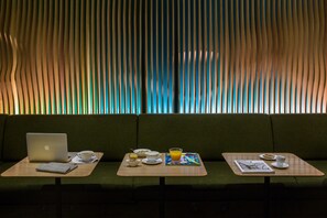 Restaurant - Hotel Odyssey (Paris)