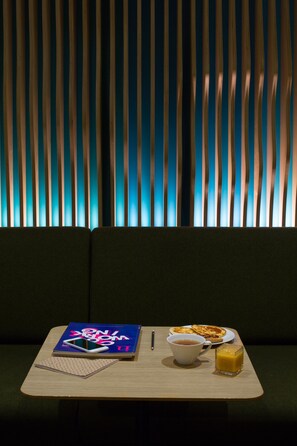 Restaurant - Hotel Odyssey (Paris)