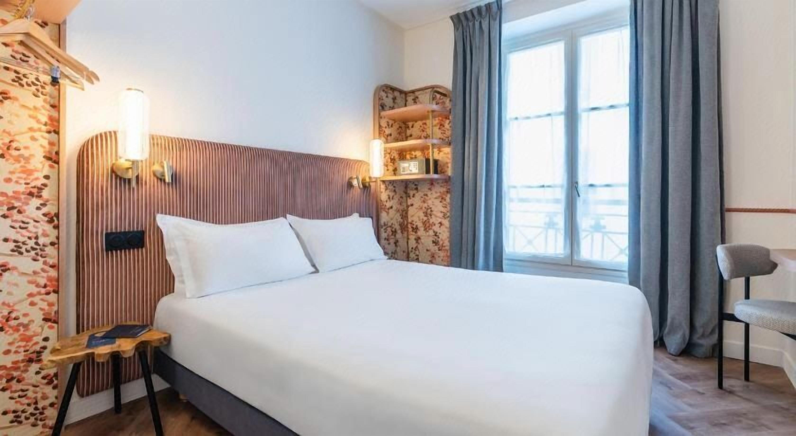 In-room safe, individually furnished, laptop workspace