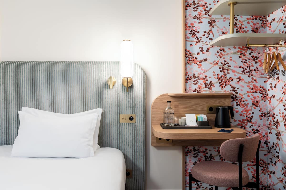 Classic Single Room | Premium bedding, in-room safe, individually furnished