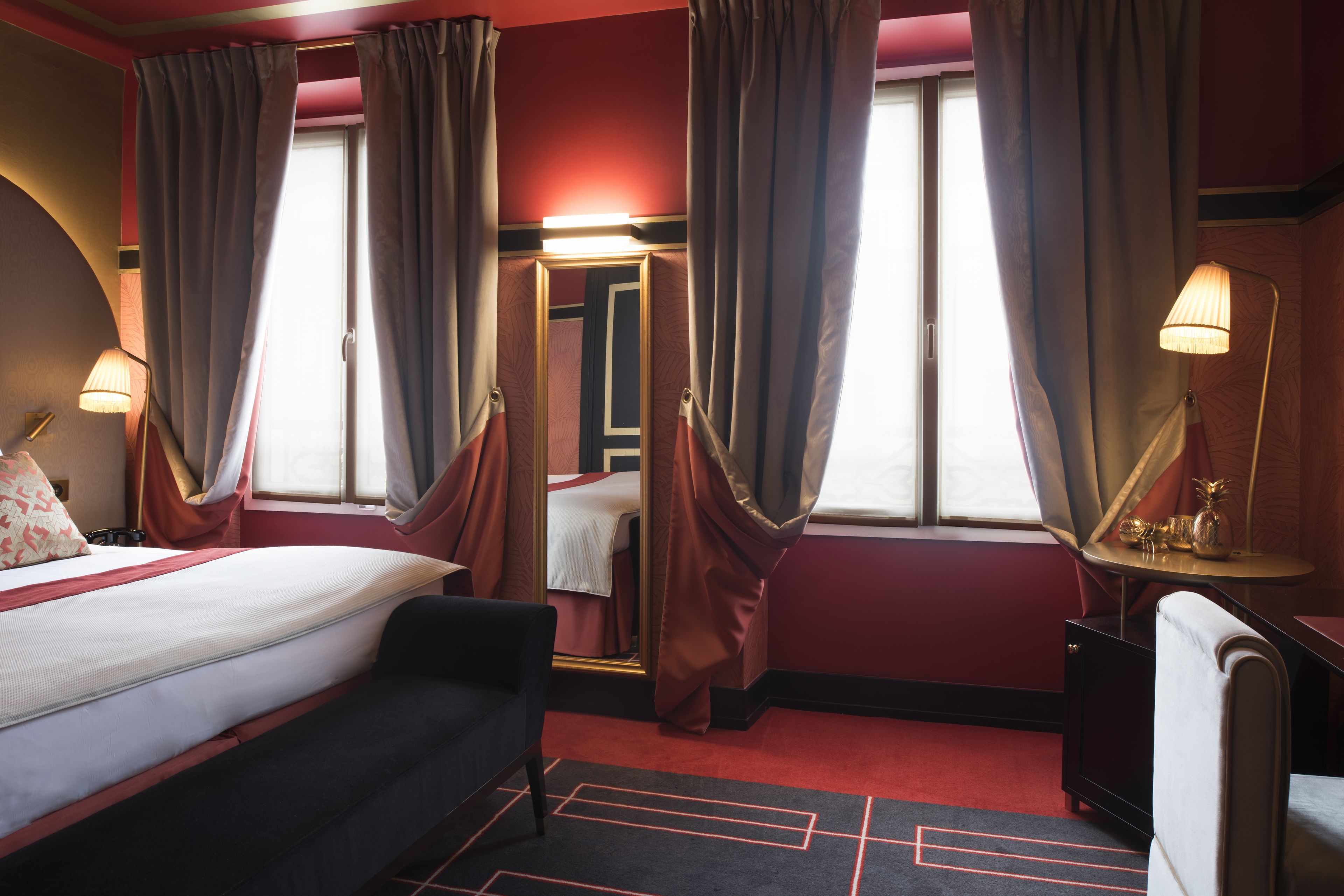 deluxe double room | 1 bedroom, minibar, in-room safe, desk