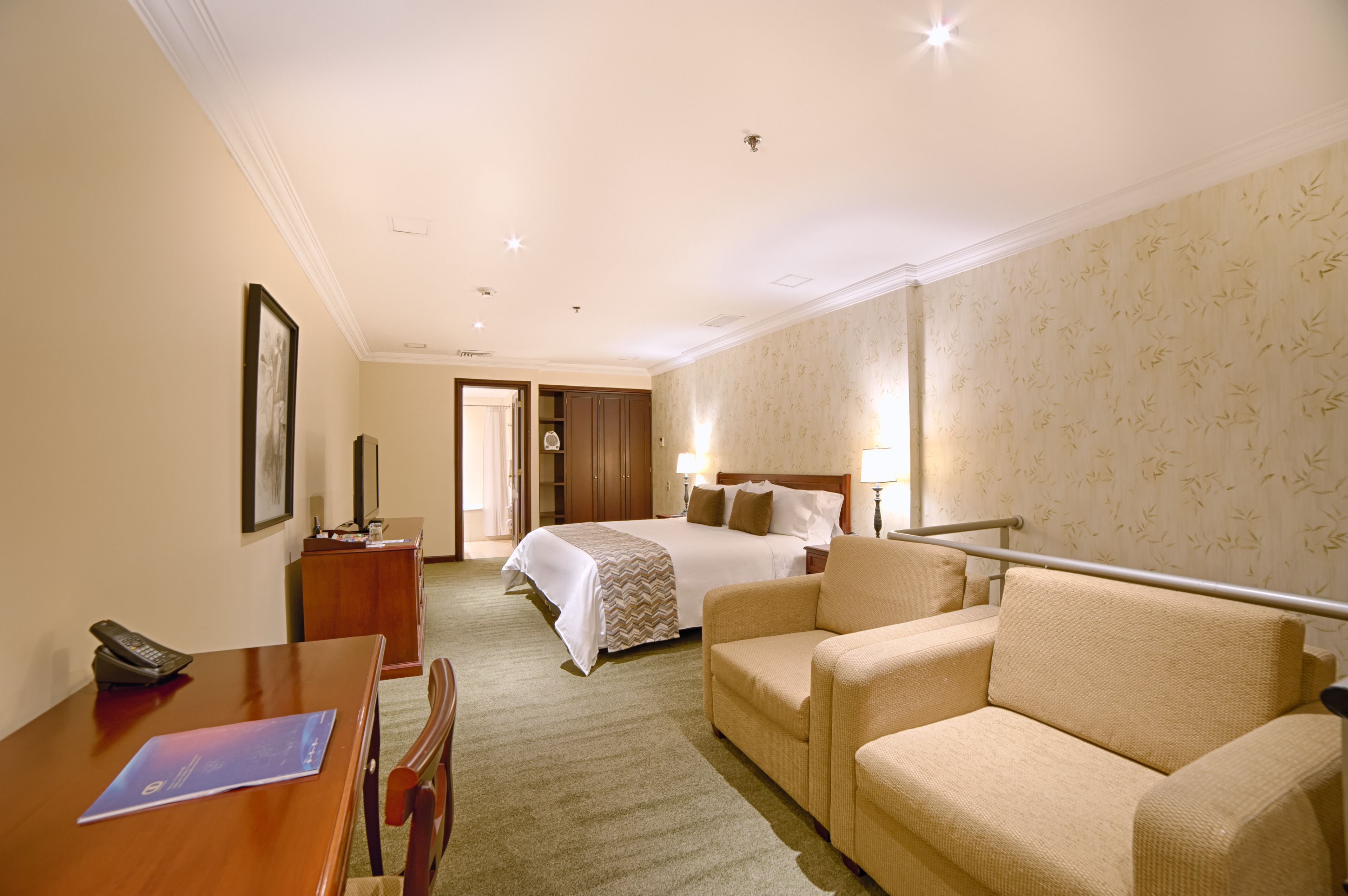 apartment, 2 bedrooms | living area | 32-inch lcd tv with satellite channels, tv