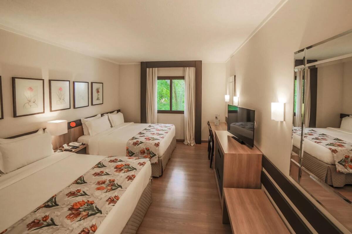 Minibar, desk, blackout curtains, free WiFi