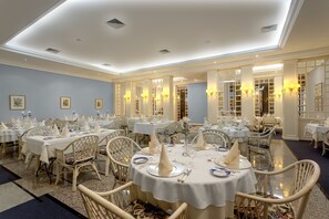 2 restaurants, breakfast served - Mabu Thermas Grand Resort (Foz do Iguaçu)