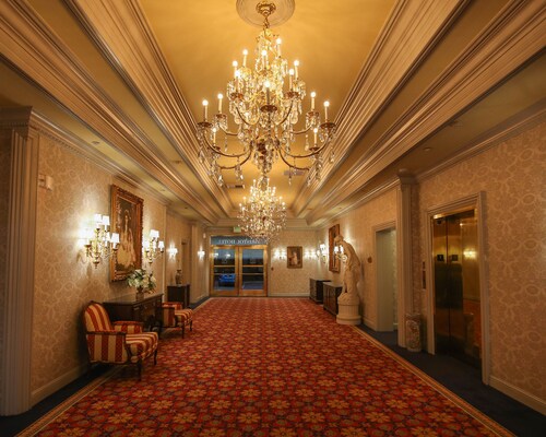 Bristol Hotel, Boutique Collection