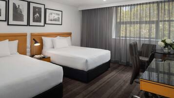 Ropa de cama de alta calidad, colchones Select Comfort y minibar