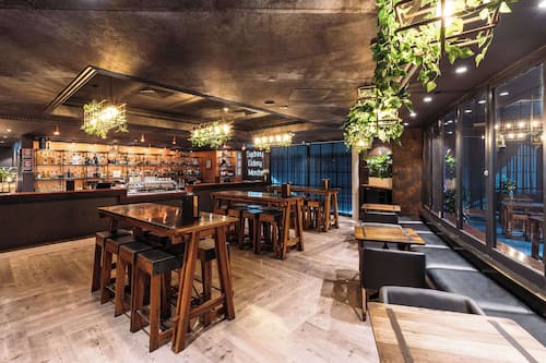 酒吧(店内)