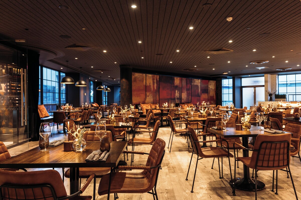 Rydges World Square