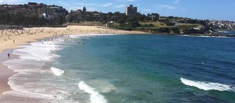 Coogee Sands Hotel & Apartments