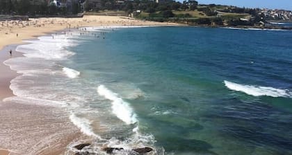 Coogee Sands Hotel & Apartments
