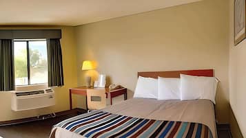 Desk, iron/ironing board, free WiFi, bed sheets