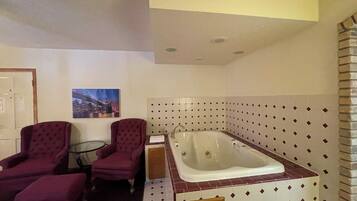 Honeymoon Suite | Front of property