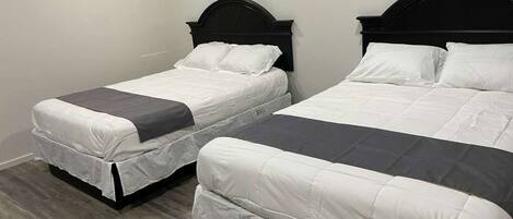 Standard Double Room | Egyptian cotton sheets, premium bedding, desk, free WiFi