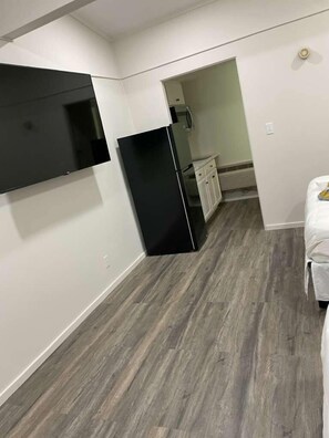 Habitació doble estàndard | Llençols de cotó egipci, roba de llit d'alta qualitat i escriptori 