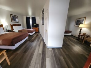 Grand Room | Desk, blackout drapes, iron/ironing board, free WiFi - North Coast Inn (Crescent City)