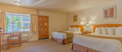 Bureau, chambres insonorisées, fer et planche à repasser