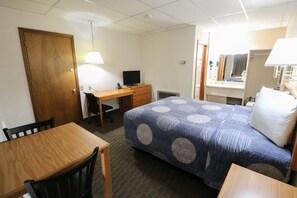 Standard Room | Free WiFi, bed sheets