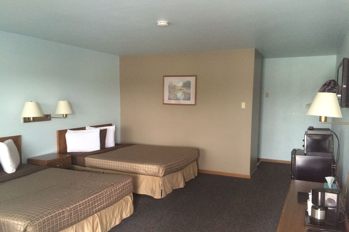 Iron/ironing board, rollaway beds, free WiFi, alarm clocks