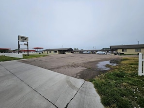 Front of property - Hastings Inn (Hastings)