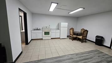 Family Triple Room | Living area