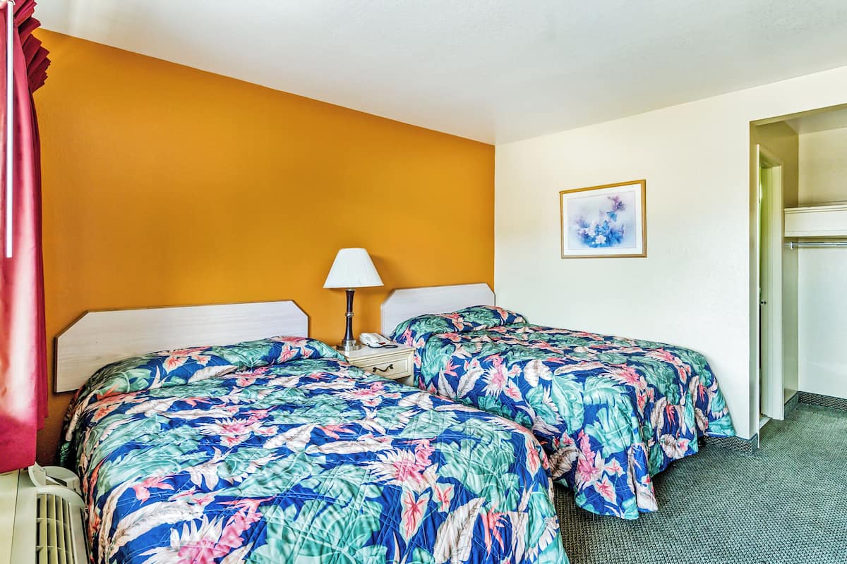 1 bedroom, desk, free WiFi, bed sheets