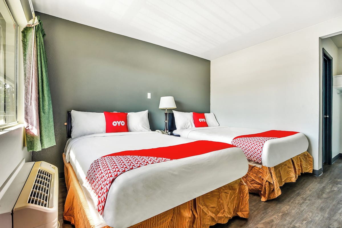 1 bedroom, desk, free WiFi, bed sheets
