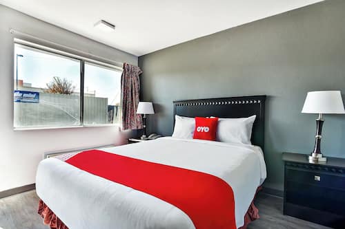 1 bedroom, desk, free WiFi, bed sheets