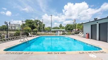 Piscina all'aperto