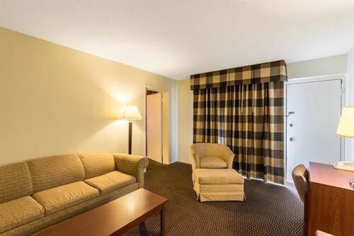 Motel 6 Butte, MT - Historic City Center