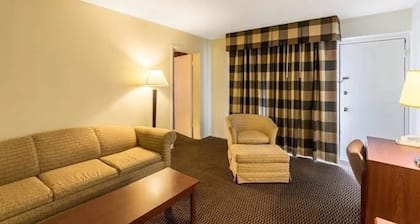 Motel 6 Butte, MT - Historic City Center