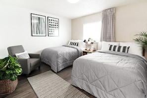 Premium Studio, 2 Double Beds | 1 bedroom, desk, bed sheets