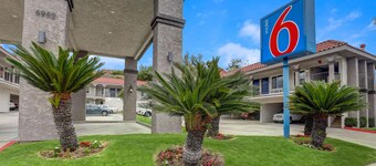 Motel 6 La Mesa, CA