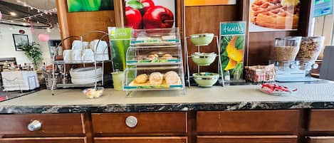 Free daily buffet breakfast