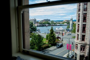 Deluxe Suite, 1 Queen Bed with Sofa bed, Harbour View | View from room
