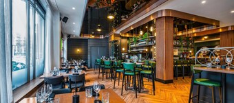 Hotel Royal William, an Ascend Collection Hotel