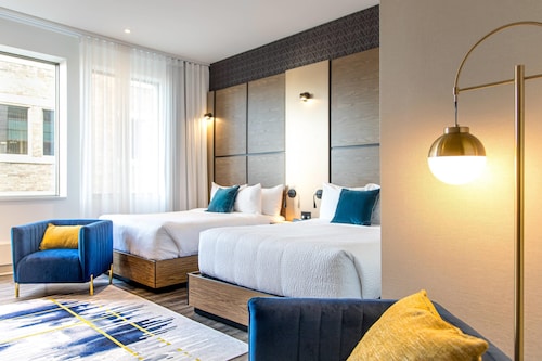 Hotel Royal William, an Ascend Collection Hotel