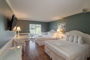 Standardzimmer, 2 Queen-Betten, Flussblick