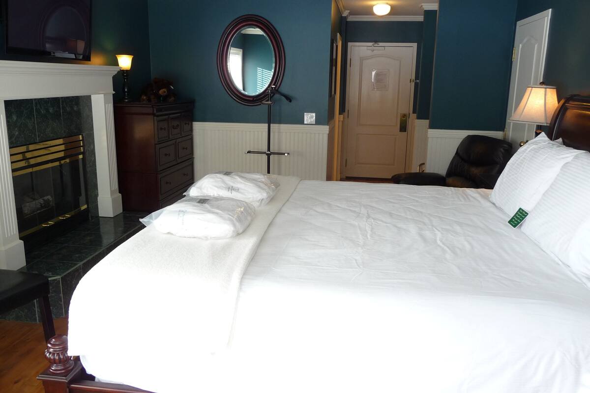 Premium bedding, blackout drapes, soundproofing, iron/ironing board