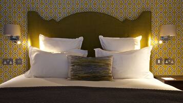 Egyptian cotton sheets, minibar, in-room safe, individually decorated