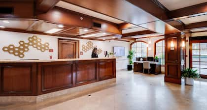 Ayres Suites Mission Viejo – Lake Forest