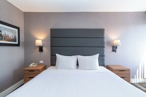 Caja de seguridad en la habitación y escritorio 