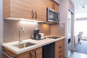 Standard Suite, 2 Double Beds, Sofa Bed, Kitchenette | Private kitchenette