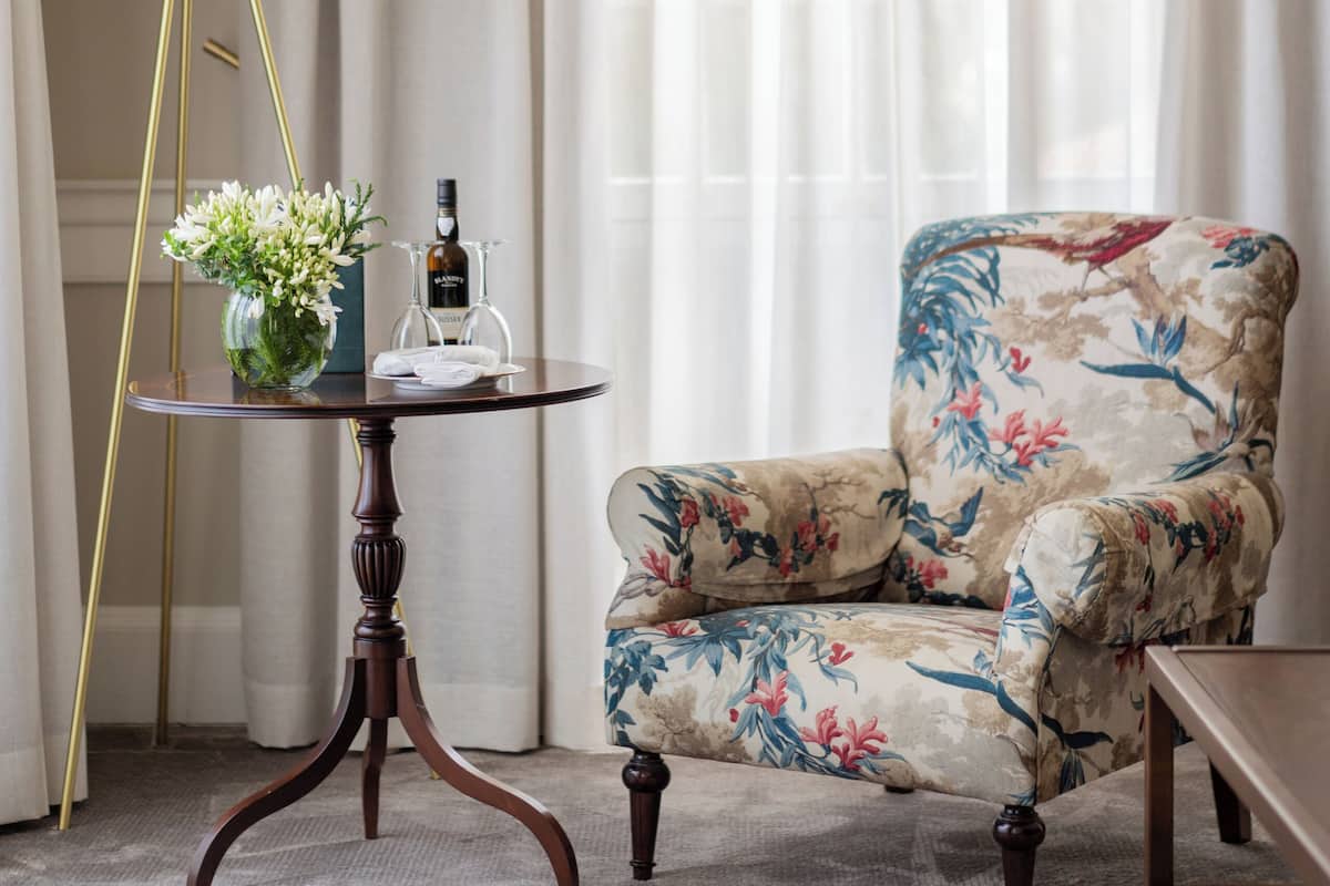 Suite studio | Literie hypoallergénique, minibar, coffre-fort, décor unique