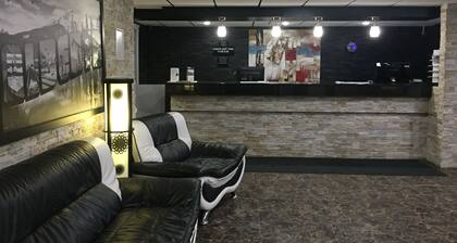 Super 8 by Wyndham Red Deer