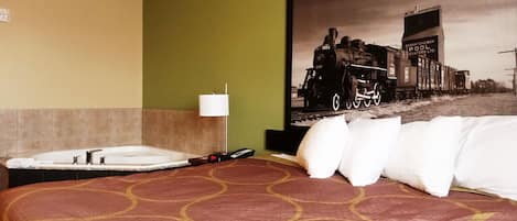 Studio Suite, 1 King Bed, Non Smoking | Desk, blackout drapes, WiFi (free), bed sheets